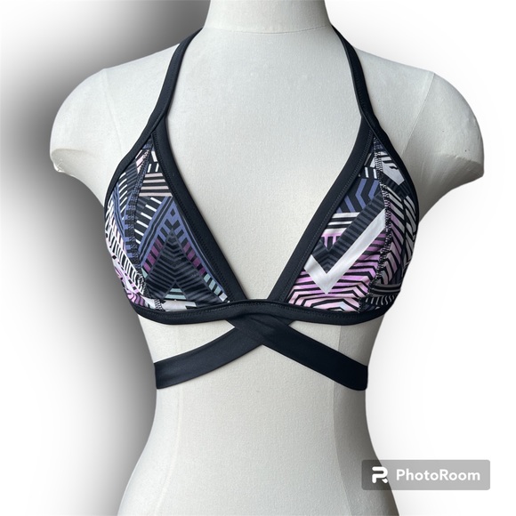 Victoria’s Secret Wrap Around Bikini Top - Picture 2 of 6